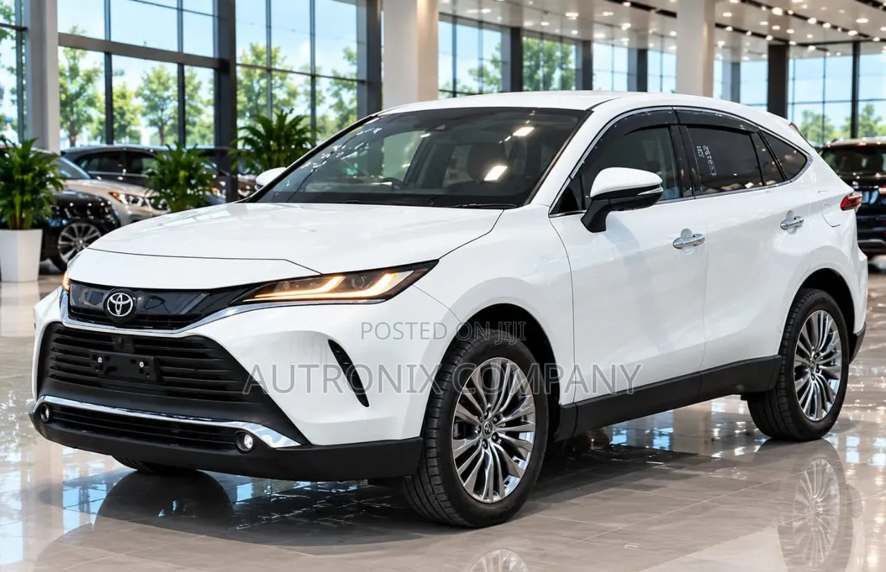 Toyota Harrier 2023 White