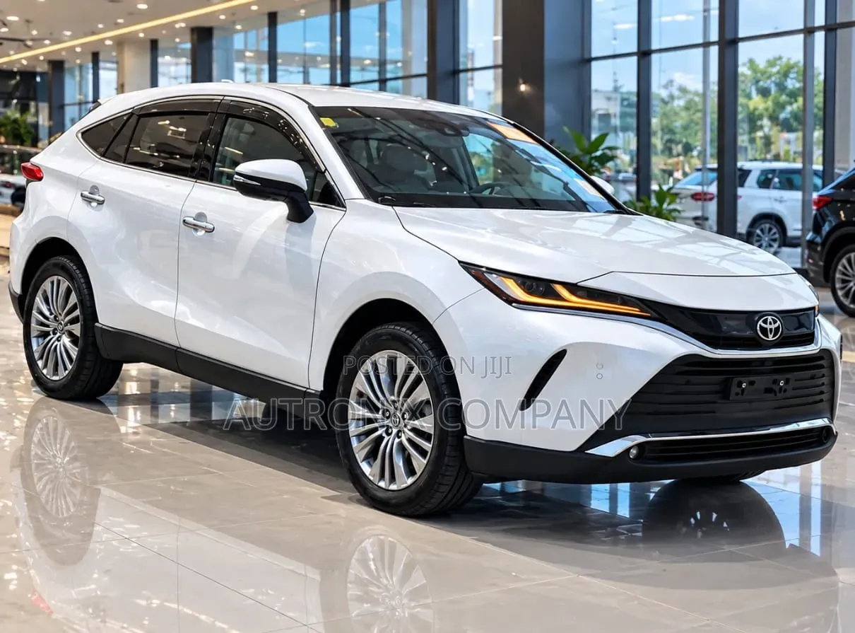 Toyota Harrier 2023 White