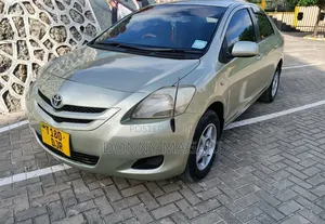 Toyota Belta 2006 Silver