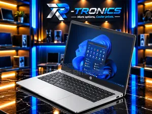 New Laptop HP 240 G10 8GB Intel Core 3 SSD 512GB