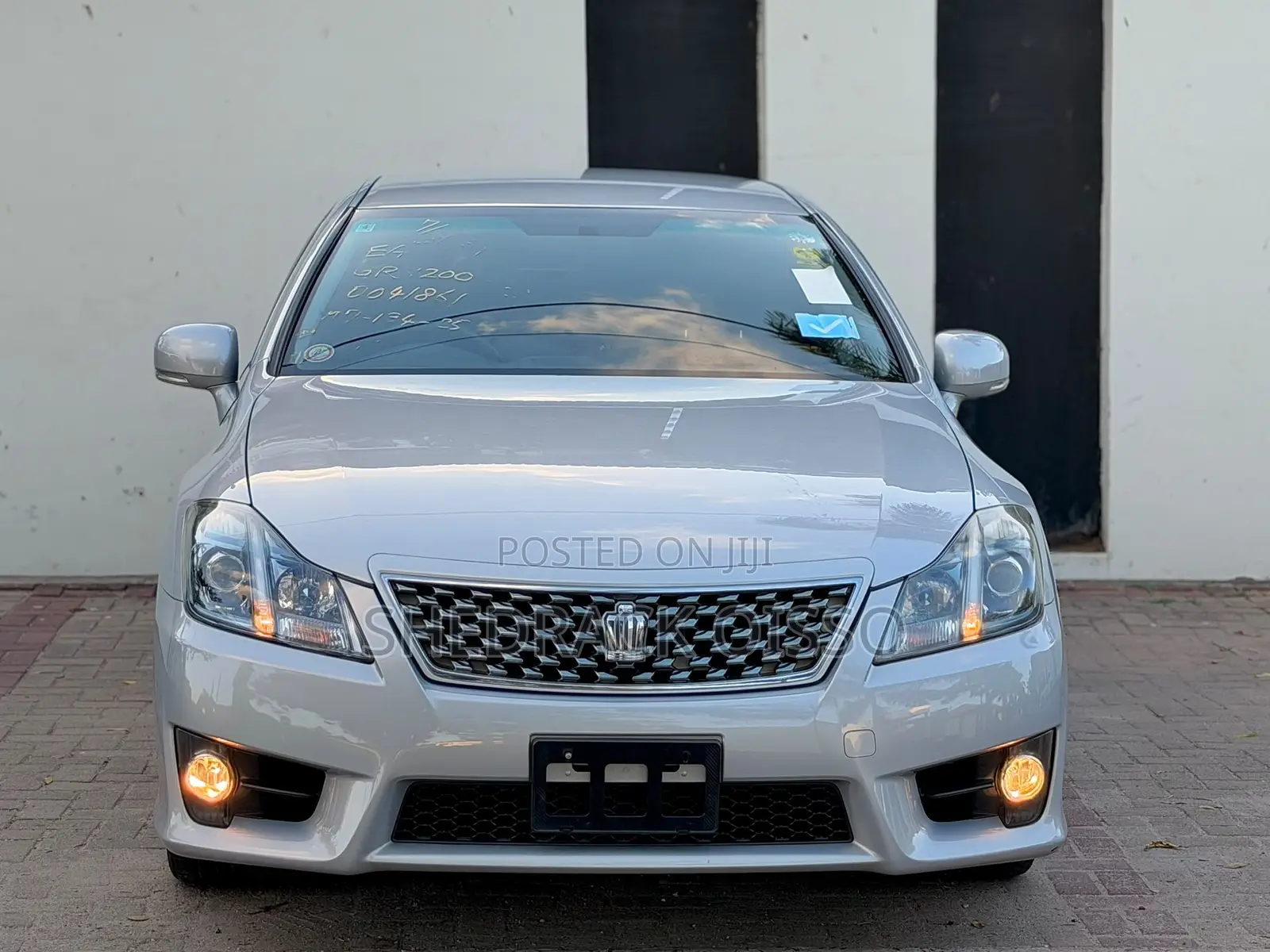 Toyota Crown 2011 Silver