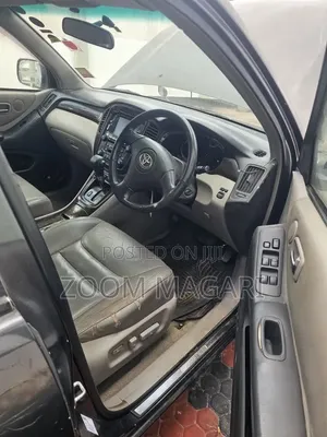 Toyota Kluger 2001 Black
