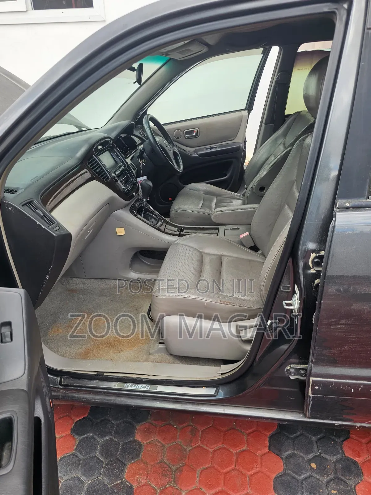 Toyota Kluger 2001 Black