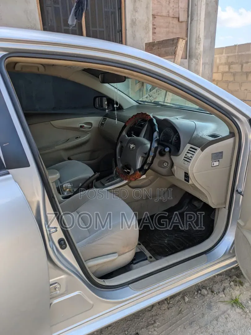 Toyota Axio 2006 Silver