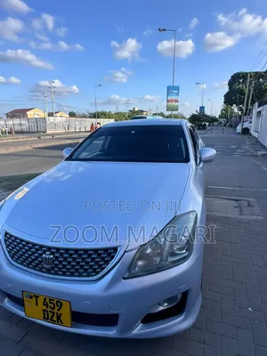 Toyota Crown 2004 Silver
