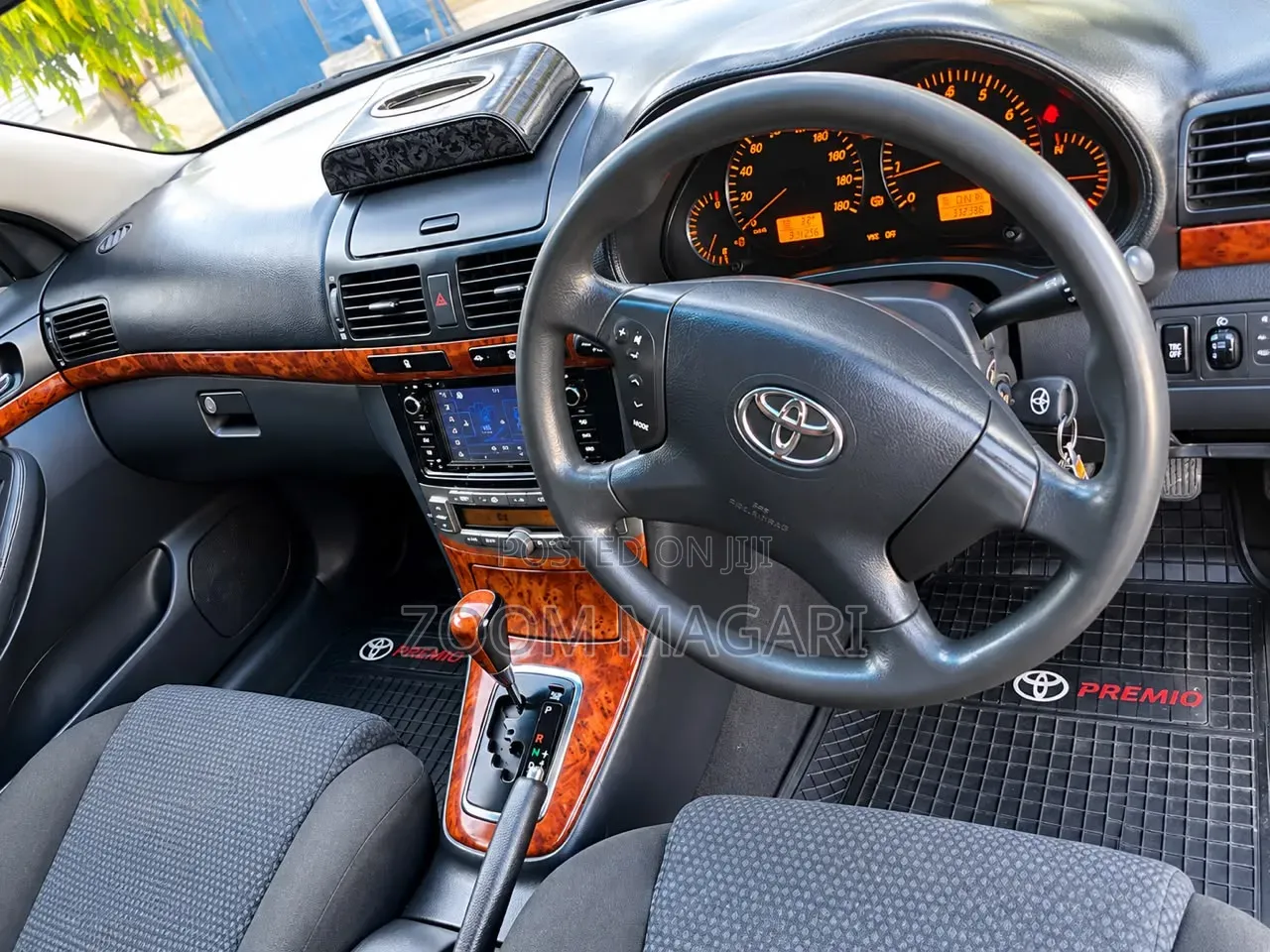 Toyota Avensis 2003 Silver