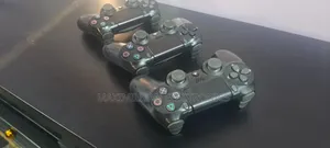 PS4 DualShock 4 Wireless Controllers
