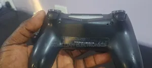 PS4 DualShock 4 Wireless Controllers