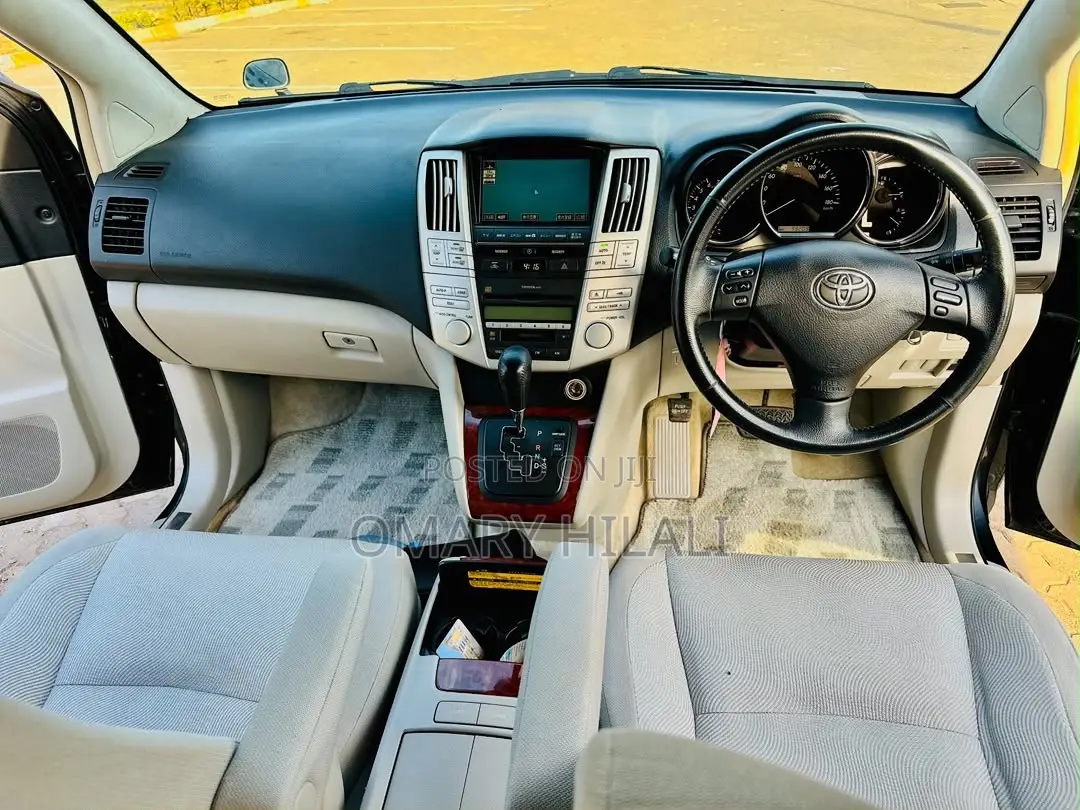Toyota Harrier 2006 Gray