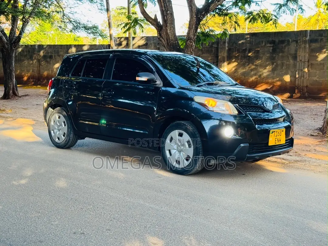 Toyota IST 2009 Black
