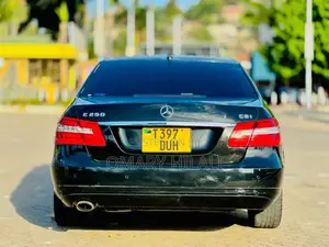 Mercedes-Benz E250 2010 Black
