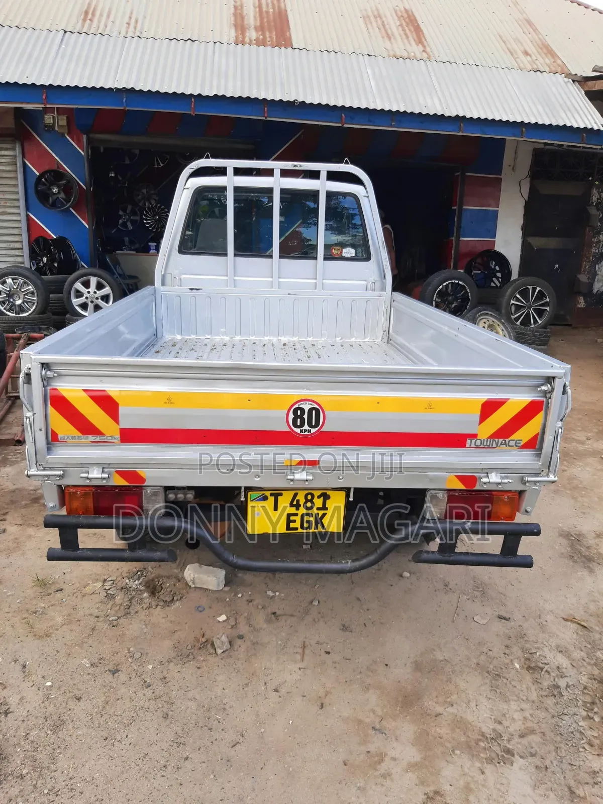 Toyota TownAce 2001 Gray