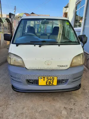 Toyota TownAce 2002 White