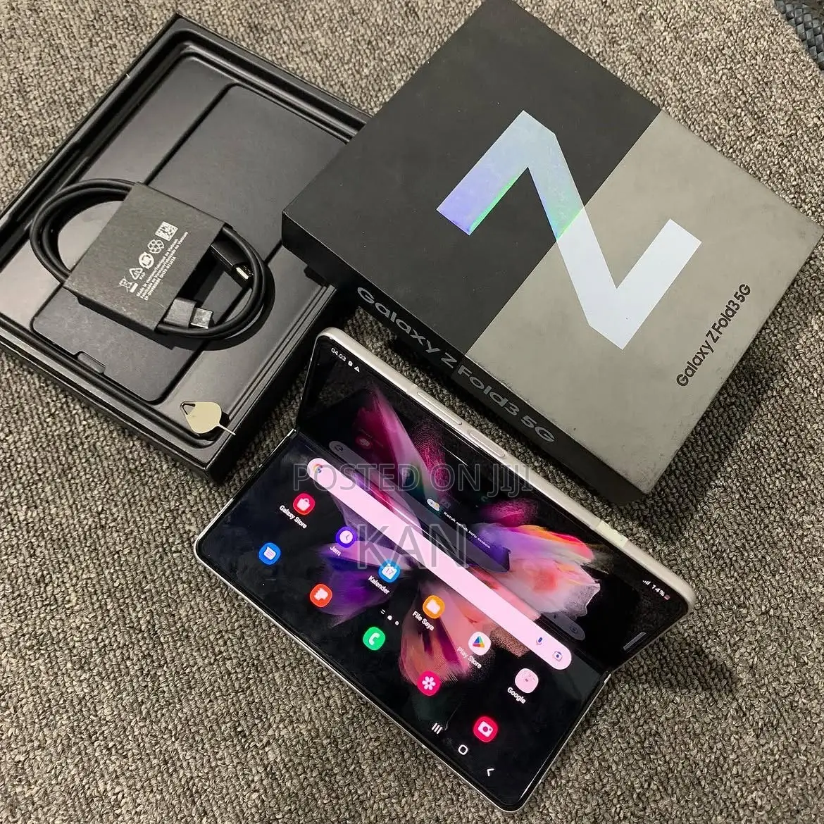 New Samsung Galaxy Z Fold 3 256 GB