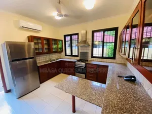 Furnished 4bdrm Villa in Oyster Bay for rent