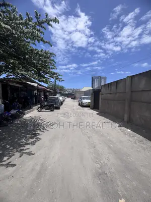 Plot/House for Sale