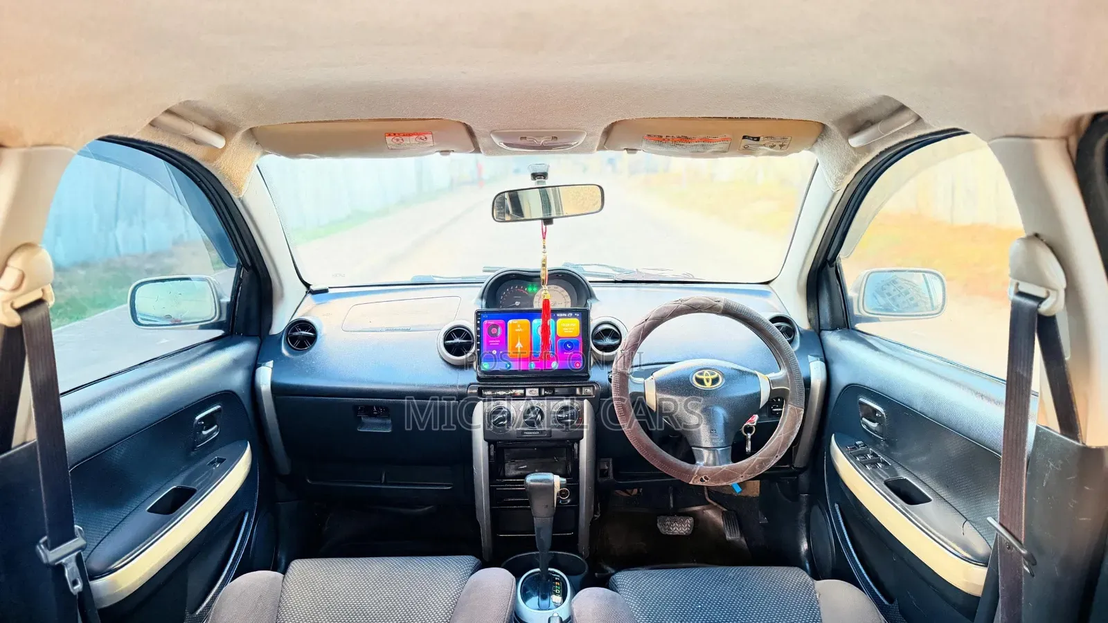 Toyota IST 2003 Silver