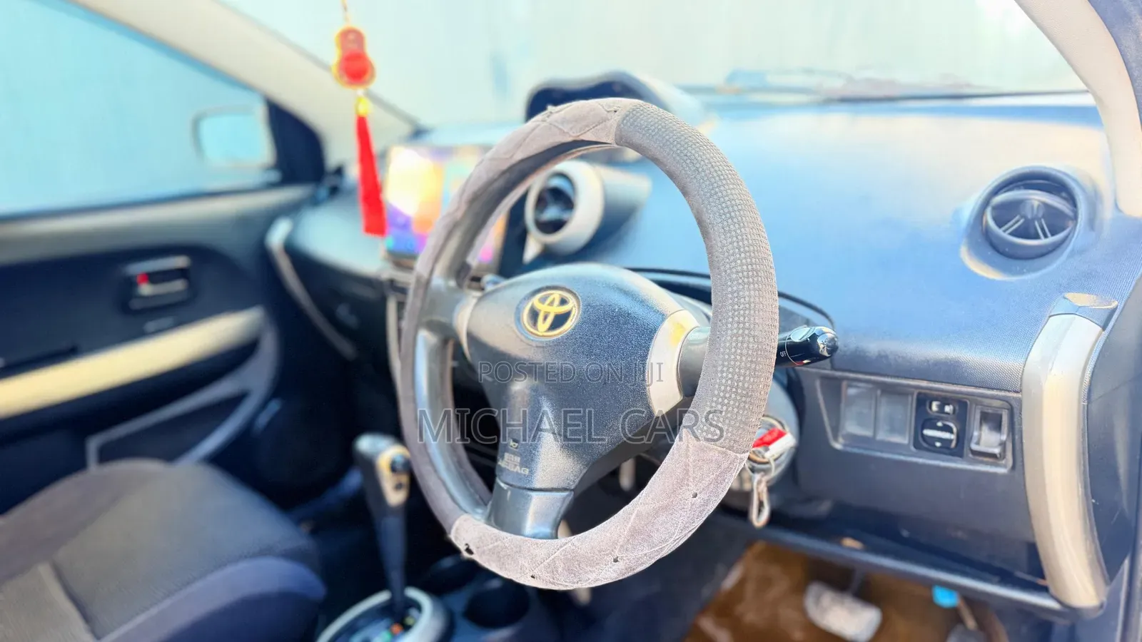 Toyota IST 2003 Silver