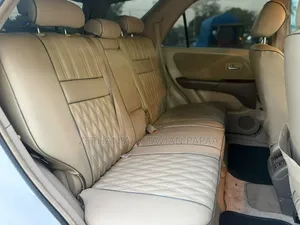 Toyota Harrier 2001 White