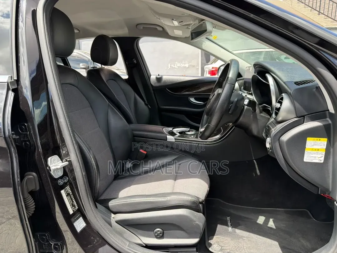 Mercedes-Benz C200 2014 Black