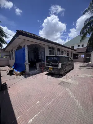 3bdrm House in Kijitonyama for sale