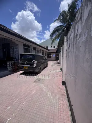 3bdrm House in Kijitonyama for sale