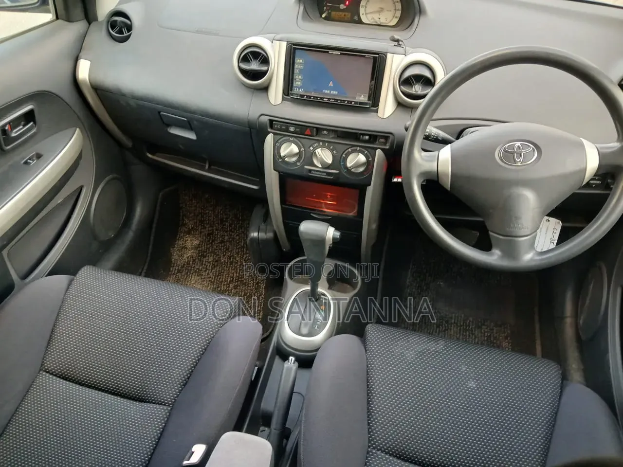 Toyota IST 2004 Blue