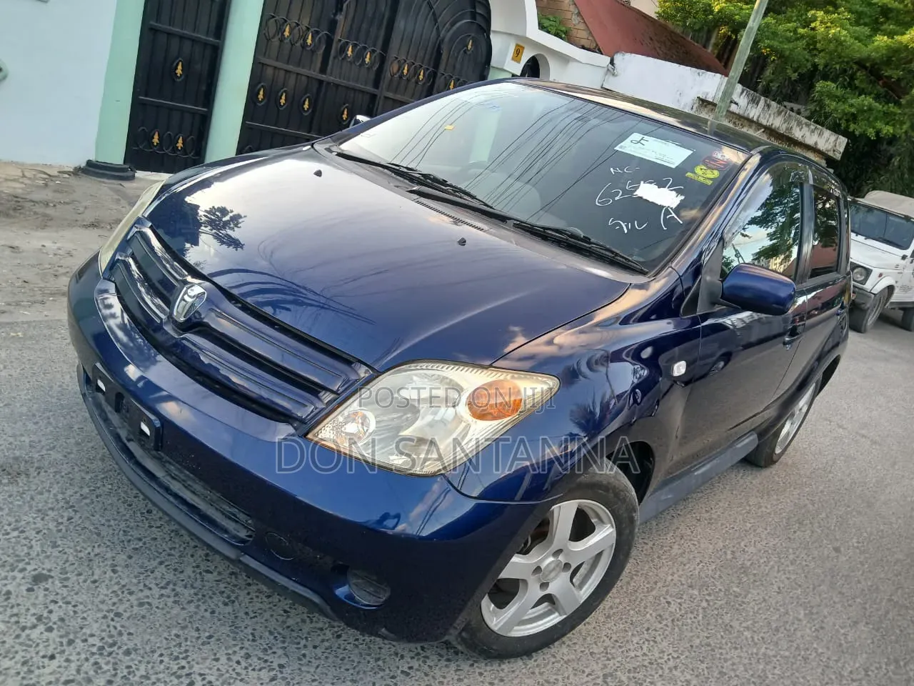 Toyota IST 2004 Blue