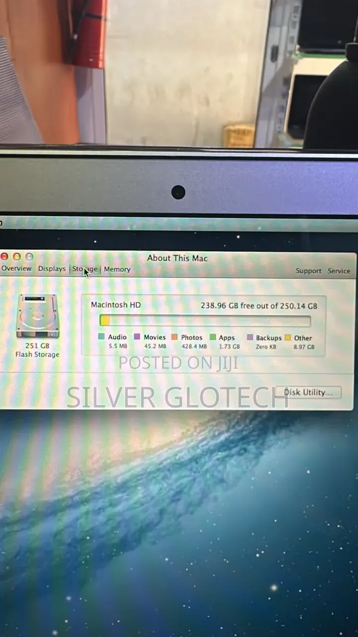 New Laptop Apple MacBook Air 4GB Intel Core i5 SSD 256GB