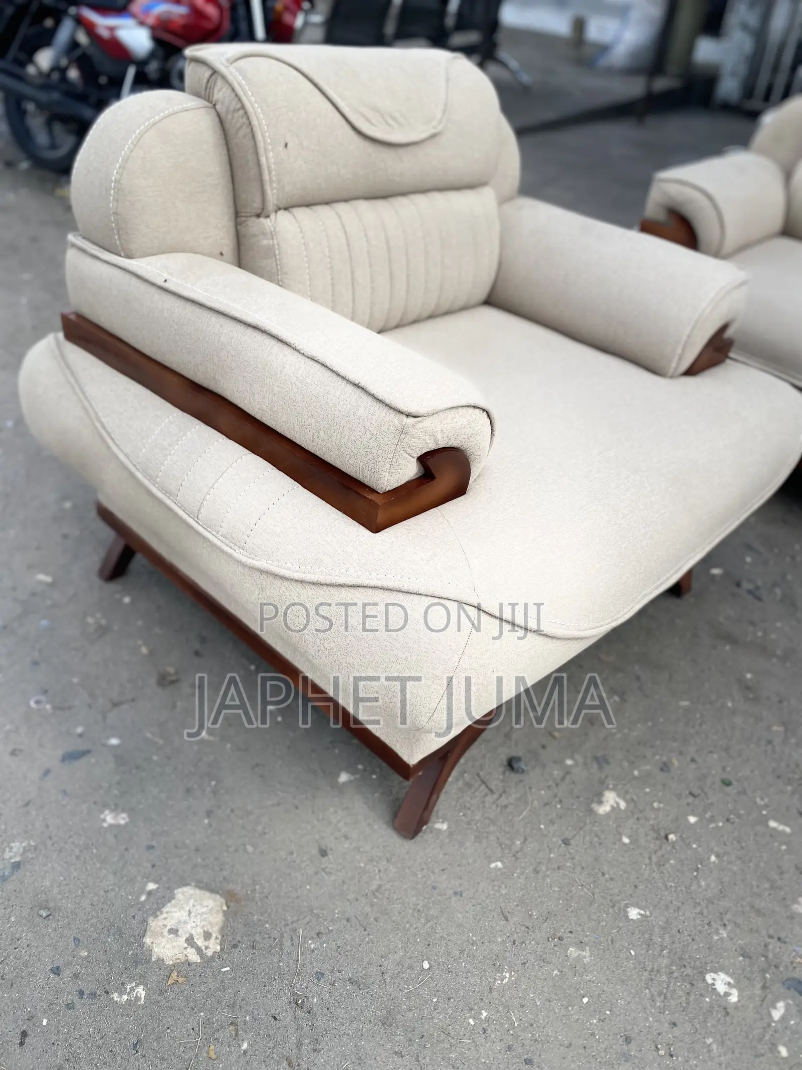 Sofa Seti Watu Saba 3/2/1/1 Spring Fiber Mbao Mninga