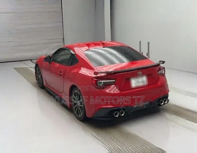 Toyota GT86 GT 2017 Red