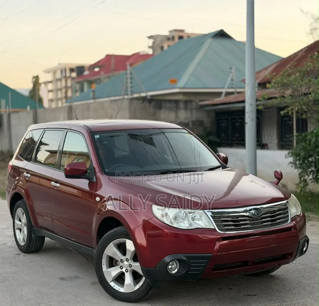 Subaru Forester 2.0D X 2009 Maroon
