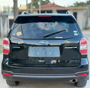 Subaru Forester 2.0XT Premium 4dr SUV AWD (2.0L 4cyl Turbo CVT) 2014
