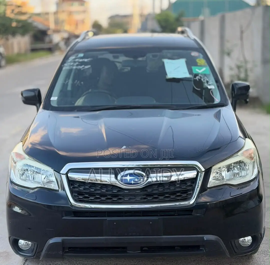 Subaru Forester 2.0XT Premium 4dr SUV AWD (2.0L 4cyl Turbo CVT) 2014