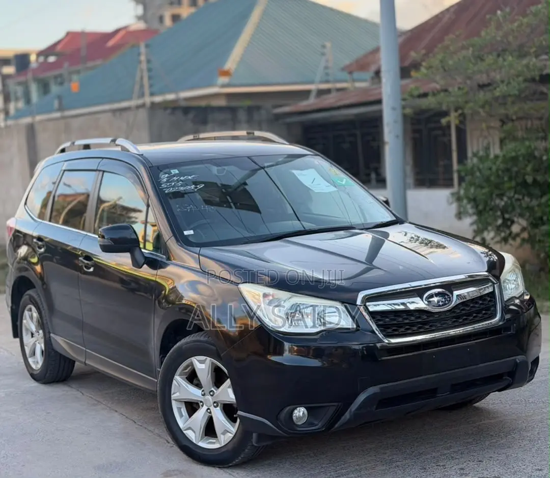 Subaru Forester 2.0XT Premium 4dr SUV AWD (2.0L 4cyl Turbo CVT) 2014