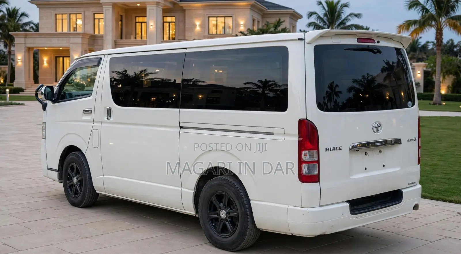 Toyota HiAce 2011 White
