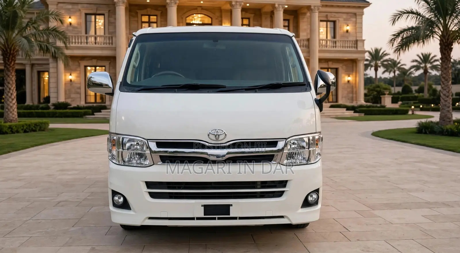 Toyota HiAce 2011 White