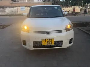 Toyota Corolla Rumion 2009 White