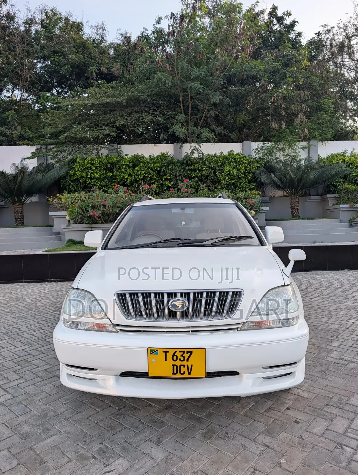 Toyota Harrier 2003 White