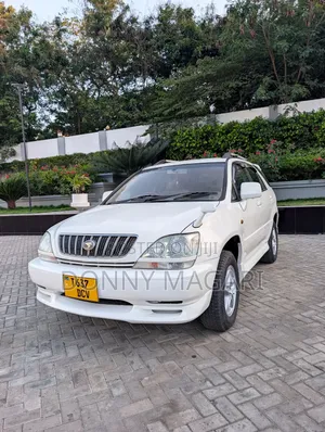 Toyota Harrier 2003 White
