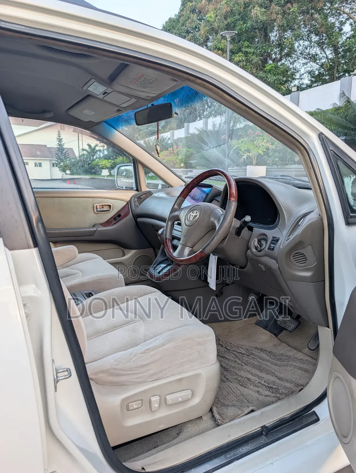 Toyota Harrier 2003 White