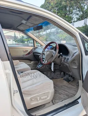 Toyota Harrier 2003 White
