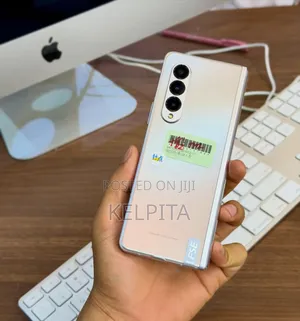 New Samsung Galaxy Z Fold4 256 GB