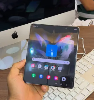 New Samsung Galaxy Z Fold4 256 GB