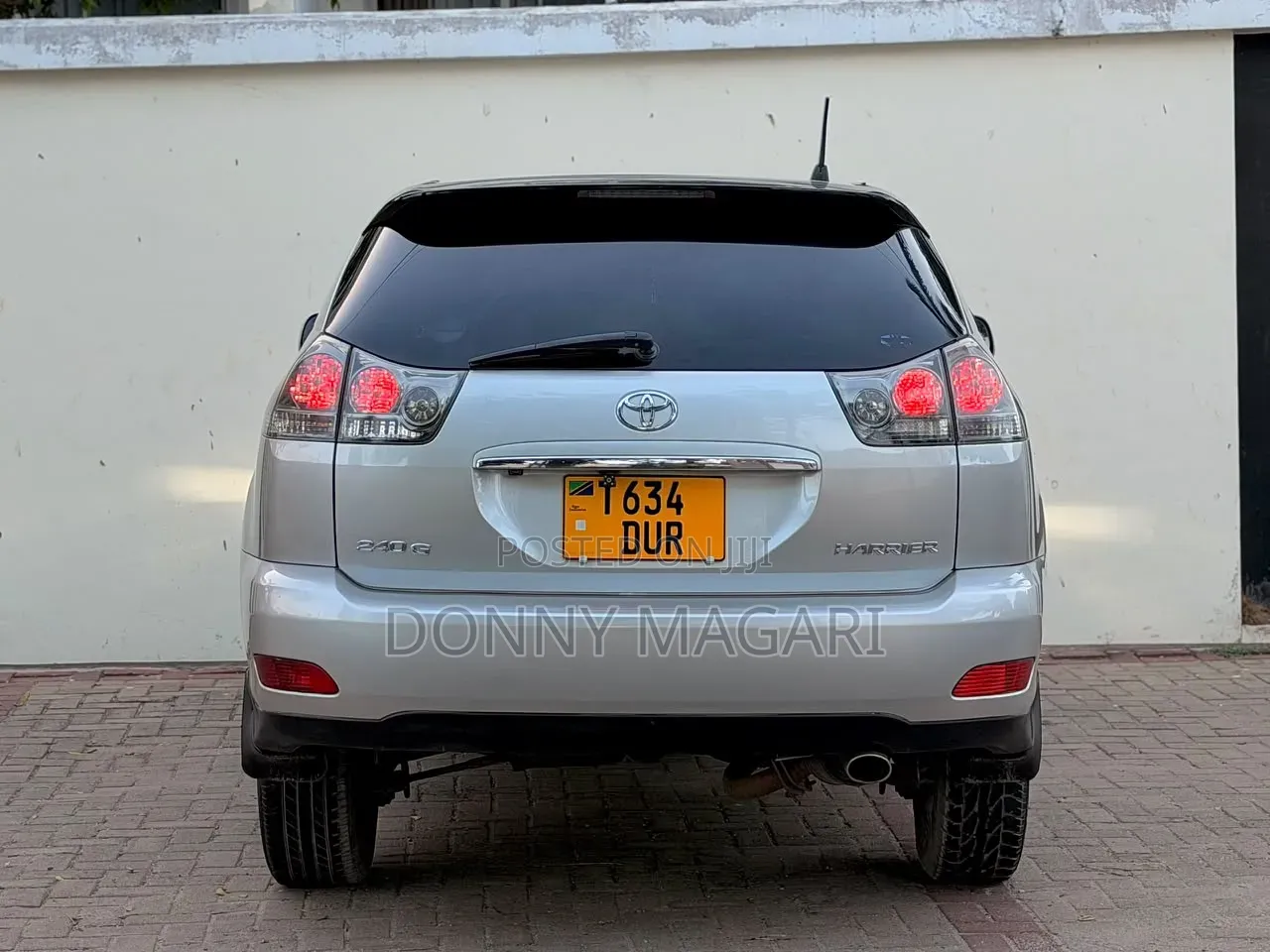 Toyota Harrier 2004 Silver