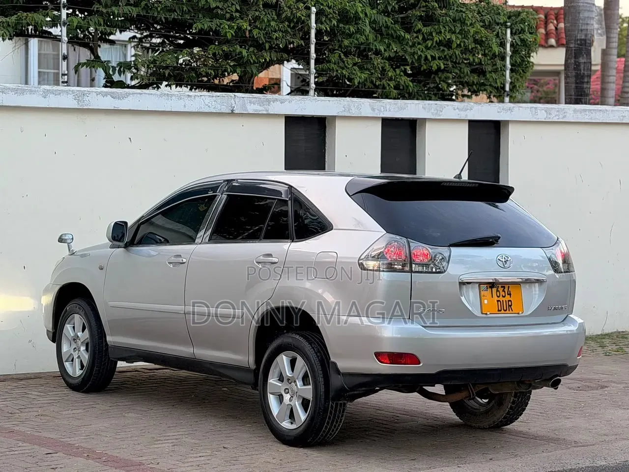 Toyota Harrier 2004 Silver