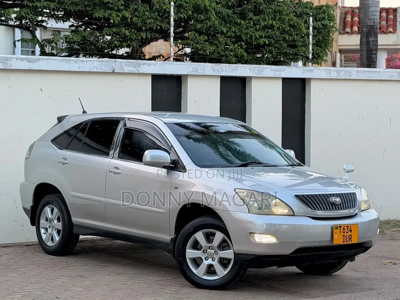 Toyota Harrier 2004 Silver