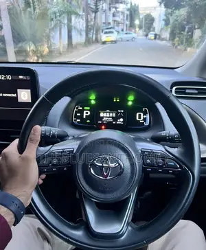 Toyota Aqua 2024 Blue