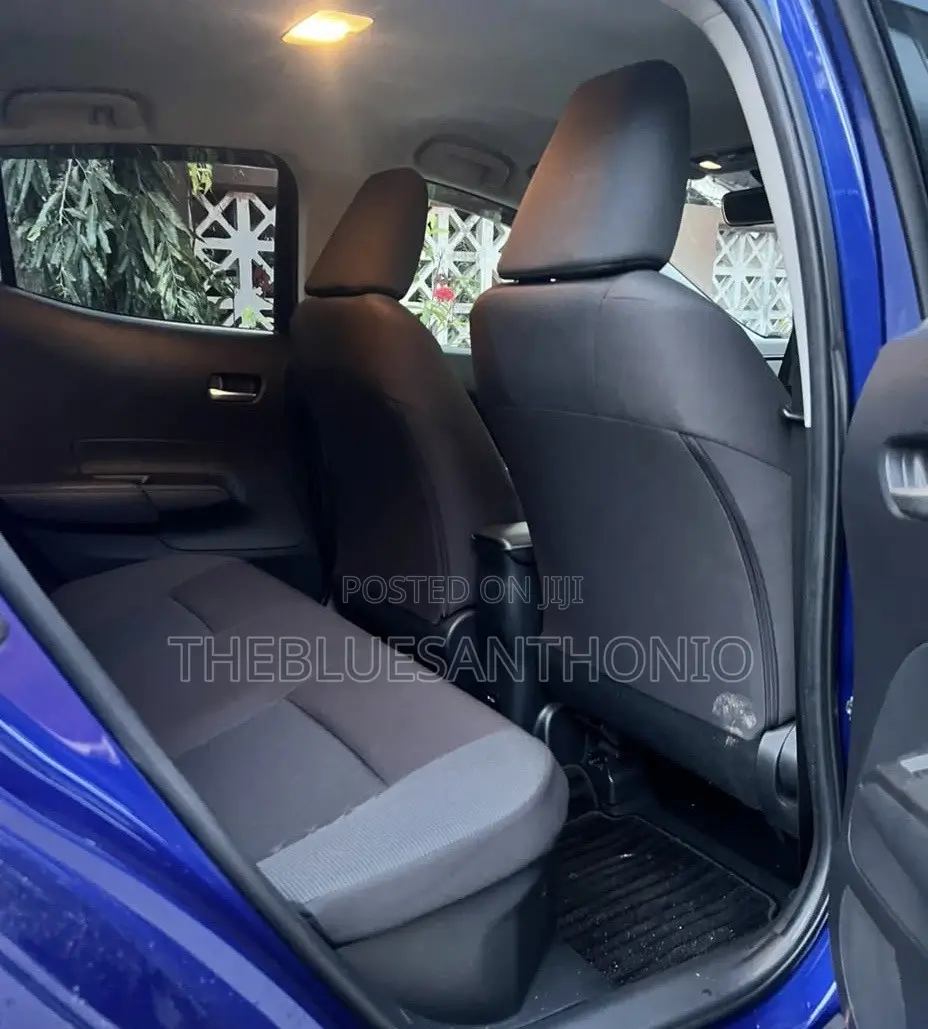 Toyota Aqua 2024 Blue