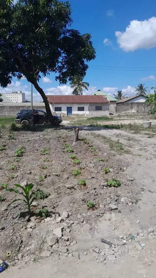 Industrial Area SQM 4600 for Sale At